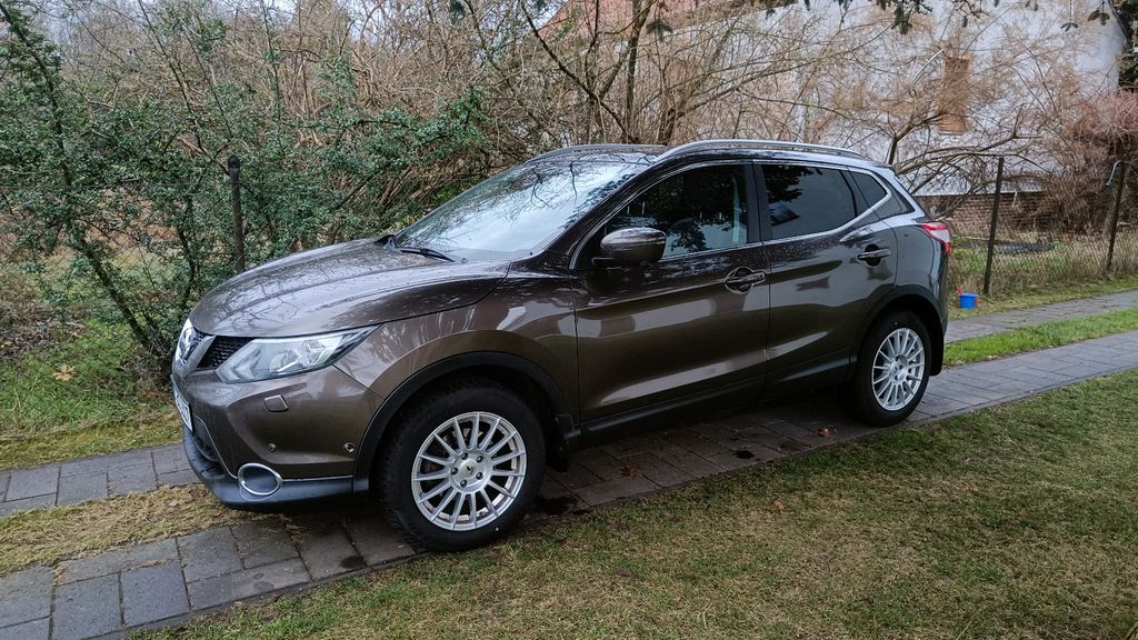 Nissan Qashqai 85.500 km 11.000 &euro; Berlin 14199