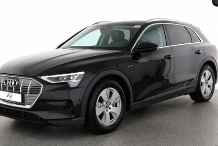 Audi e-tron 34.812 km 32.880 &euro; Berlin 12103