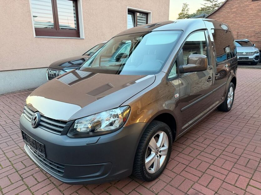 VW Caddy 130.000 km 7.950 € Berlin 12355