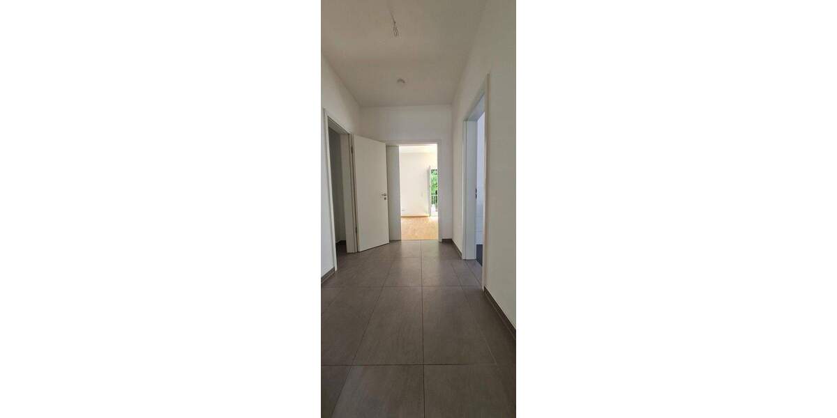 Etagenwohnung Berlin Lichtenberg - 2 Zimmer, 72 m&sup2;, 1.290&euro; | Angebot:25747706
