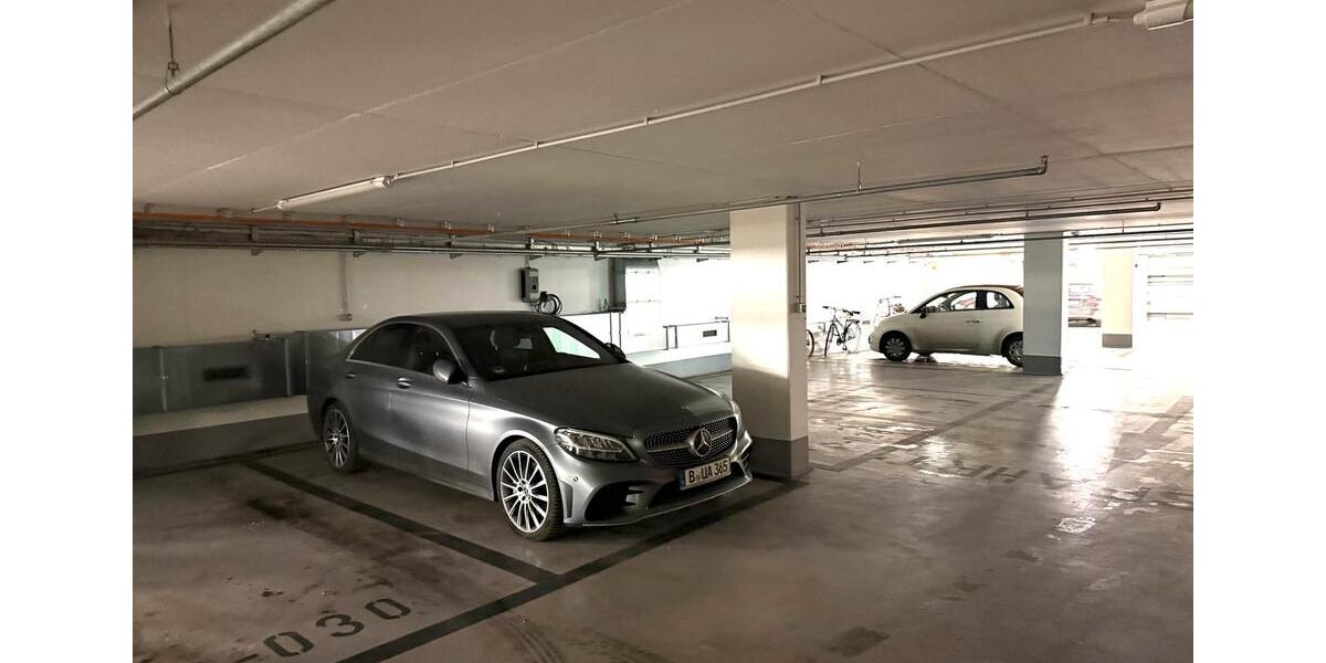 Garagen / Stellplätze Berlin Tempelhof-Schöneberg - 200&euro; | Angebot:26096425