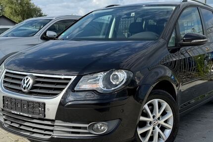 VW Touran 128.000 km 2.999 &euro; Oberkrämer 16727