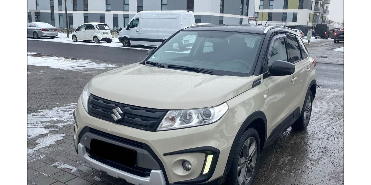 Suzuki Vitara 90.000 km 12.500 &euro; Berlin 13405