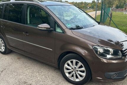 VW Touran 108.700 km 11.200 &euro; Panketal 16341