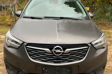 Opel Crossland (X) 145.000 km 9.900 € Berlin 10783