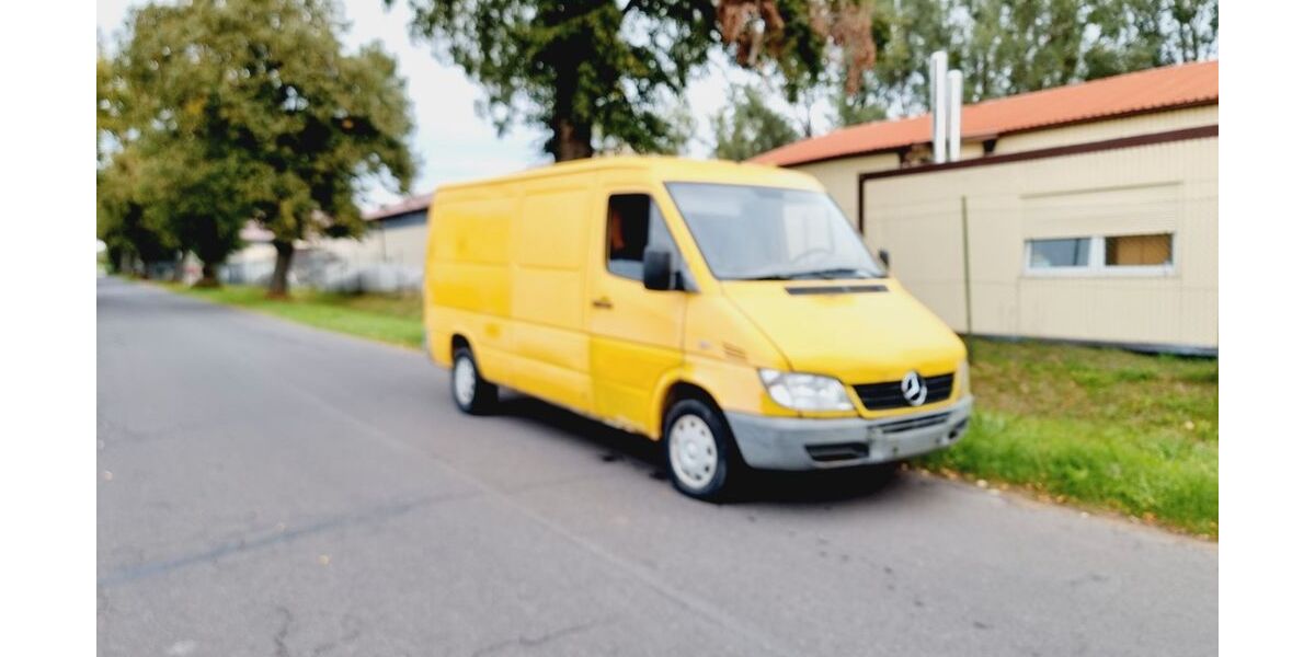 Mercedes-Benz Sprinter 179.887 km 2.950 &euro; Berlin 13629