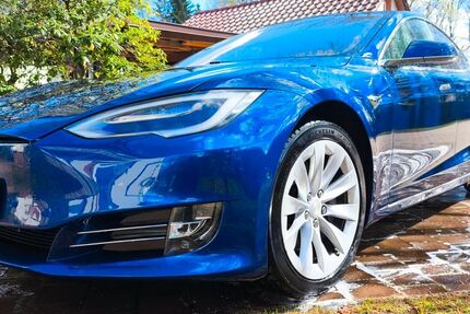 Tesla Model S 162.000 km 22.999 &euro; Königs Wusterhausen Ot. Zeesen 15711