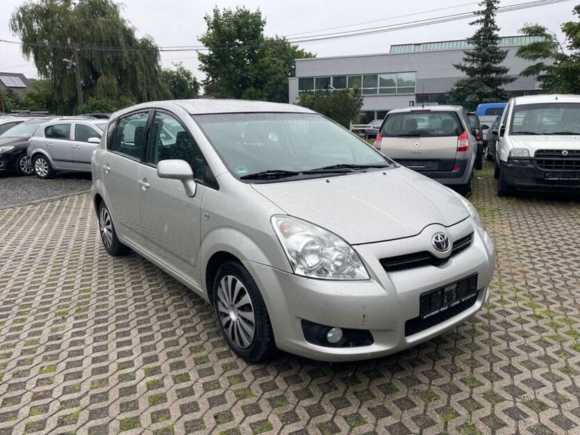Corolla Verso