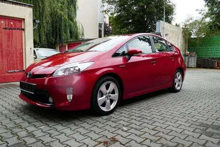 Toyota Prius 60.250 km 12.950 € Berlin 12105