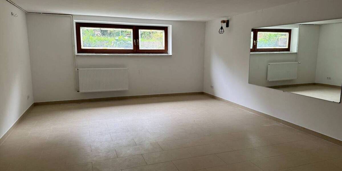 Einfamilienhaus Berlin Kladow - 7 Zimmer, 200 m&sup2;, 2.990&euro; | Angebot:23944546