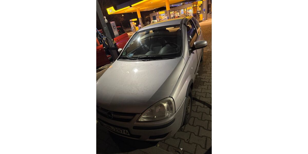 Opel Corsa 172.000 km 1.000 &euro; Berlin 10243