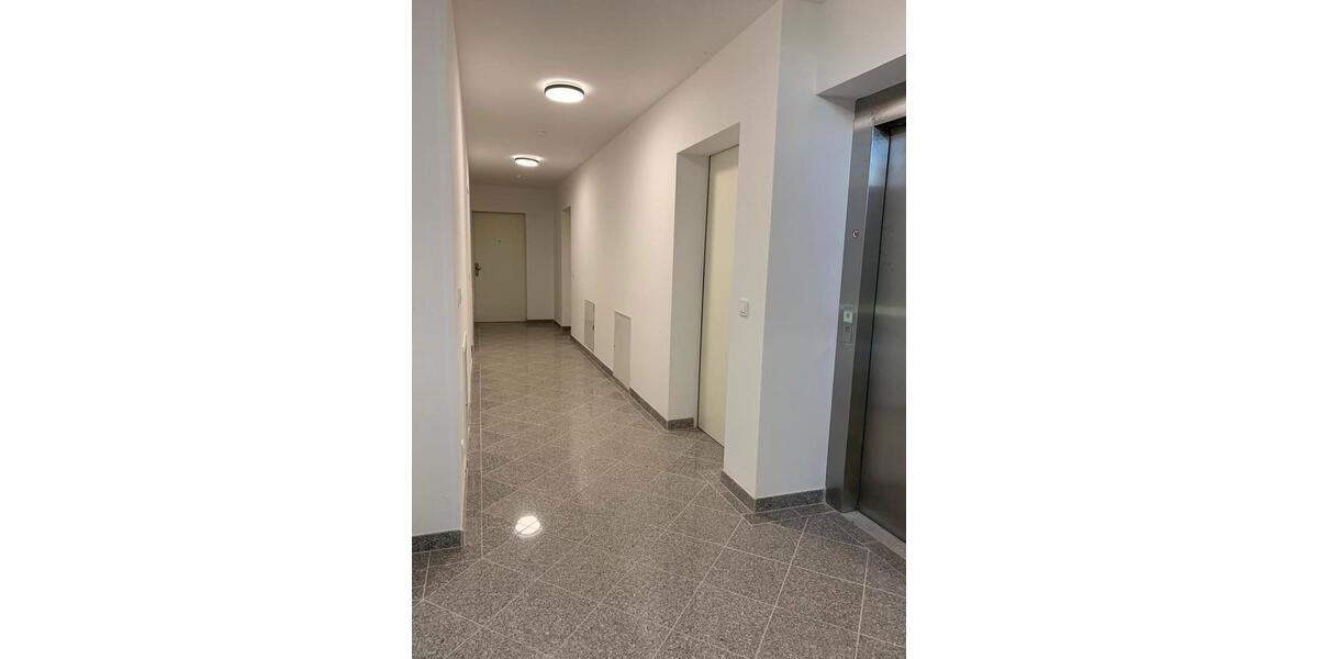 Etagenwohnung Erkner - 2 Zimmer, 63 m&sup2;, 980&euro; | Angebot:25992862