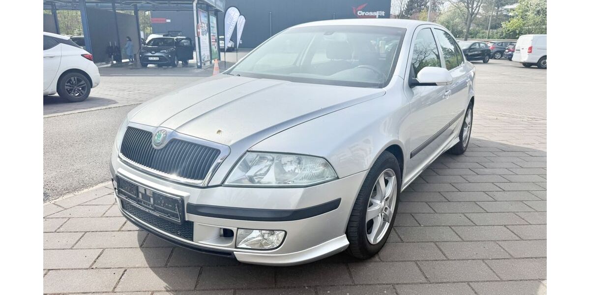 Skoda Octavia 198.000 km 2.499 &euro; Potsdam 14480
