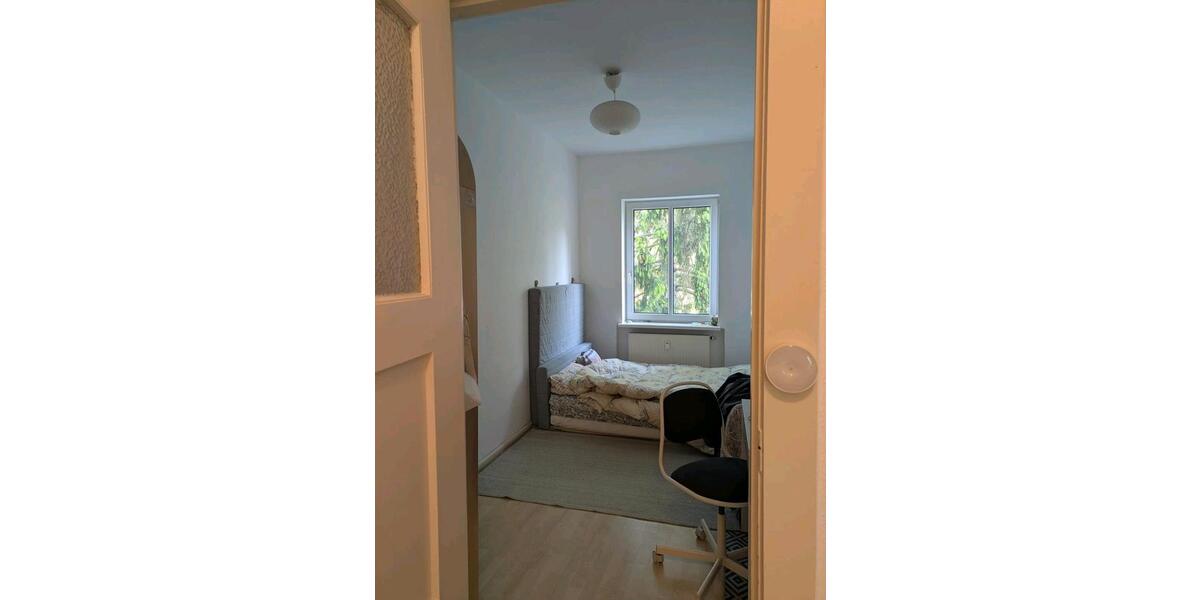 Etagenwohnung Berlin Treptow-Köpenick - 3 Zimmer, 50 m&sup2;, 1.199&euro; | Angebot:26612434
