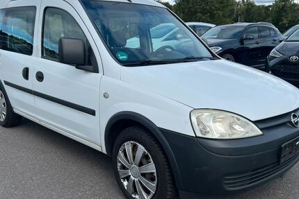 Opel Combo 134.785 km 1.490 &euro; Wildau 15745