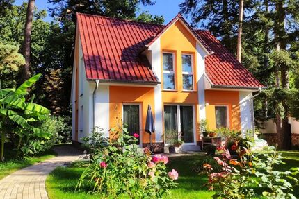 Provisionsfrei* Schönes Haus mit sonnigem Garten im Grünen. Möbliert. Energieeffizienzklasse A. 4.5 zimmer