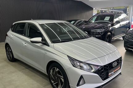 Hyundai i20 88.997 km 14.950 &euro; Berlin 12357