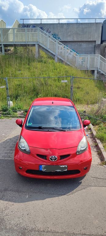 Aygo (X)