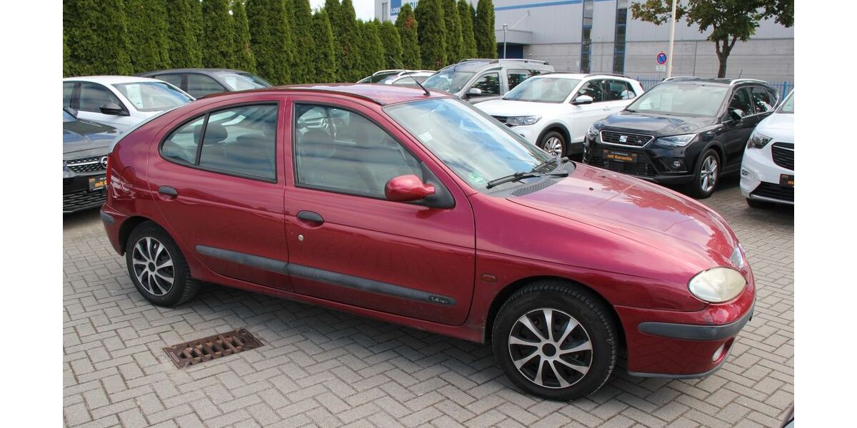 Renault Megane 223.170 km 890 &euro; Falkensee 14612