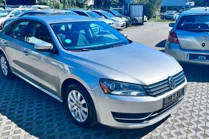 VW Passat 129.143 km 8.990 € Hoppegarten 15366
