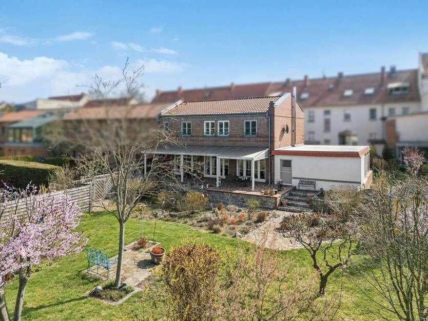Haus zum Kaufen in Altlandsberg 610.000 € 143 m²