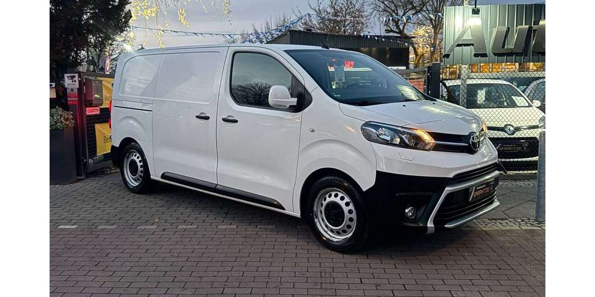 Toyota Proace 113.775 km 12.990 &euro; Berlin 13127