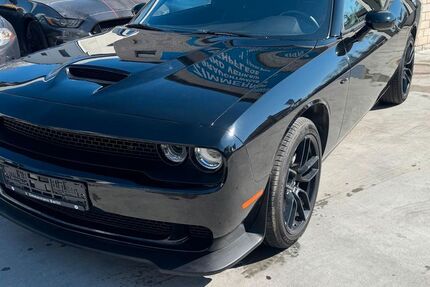 Dodge Challenger 60.500 km 29.399 &euro; Berlin 13599