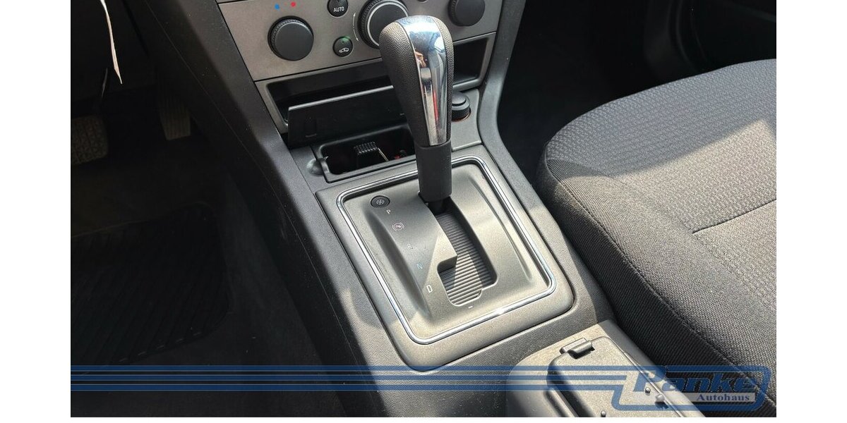 Opel Vectra Edition*Automatik*Xenon*Navi*TÜV09/26* 239.132 km 3.380 &euro; Berlin 13187