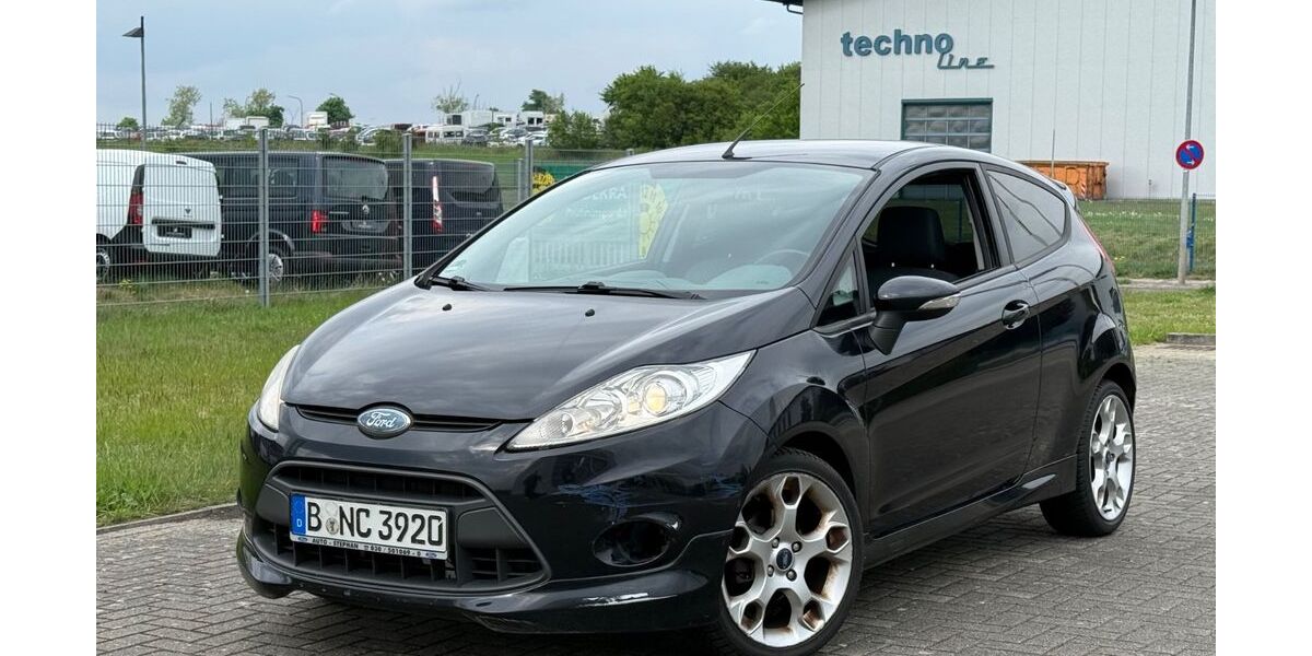 Ford Fiesta 208.000 km 3.000 &euro; Wildau 15745