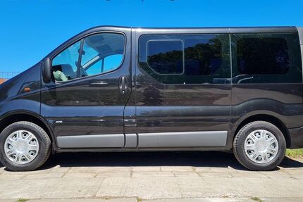 Opel Vivaro 145.000 km 15.900 &euro; Berlin 13089