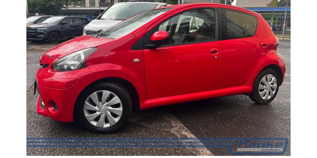 Toyota Aygo Cool Go 5trg*NAV*BT*Klima*LED*USB*Allwetter 119.619 km 5.590 &euro; Berlin 13187