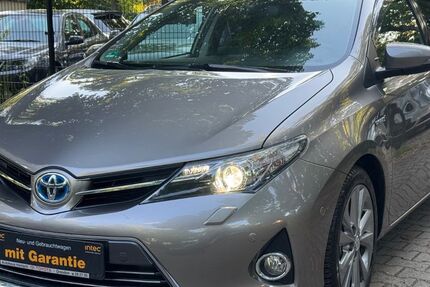 Toyota Auris 82.000 km 11.999 &euro; Berlin 12347