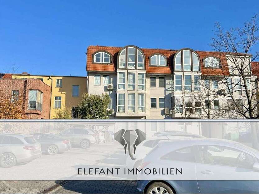 Büro in Zossen 1.782 € 162 m²