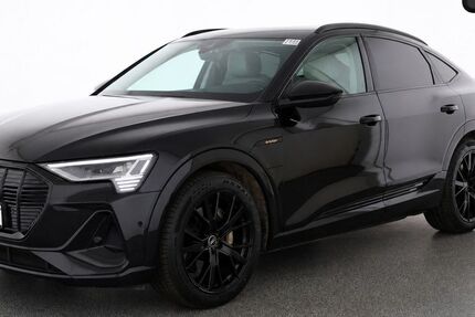 Audi e-tron 62.423 km 36.880 &euro; Berlin 12103