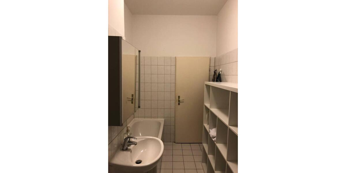Etagenwohnung Berlin Treptow-Köpenick - 2 Zimmer, 60 m&sup2;, 1.100&euro; | Angebot:24400843