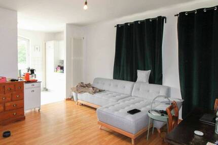 Vermietet: Charmante 2-Zimmer-Wohnung mit Aufzug und 2 Balkonen in Berlin-Pankow (Wilhelmsruh) 2 zimmer