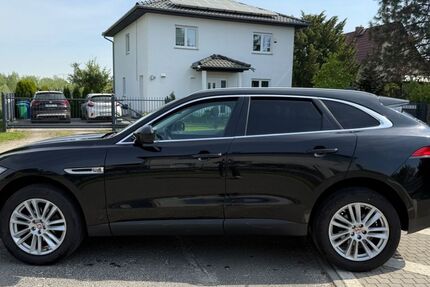 Jaguar F-Pace 182.200 km 13.900 &euro; Berlin-Schönefeld 12529