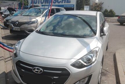 Hyundai i30 118.000 km 7.000 &euro; Berlin 13059