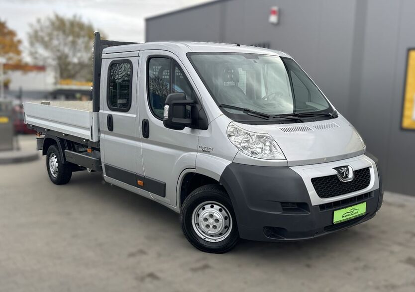Peugeot Boxer 123.400 km 7.790 € Berlin 13089