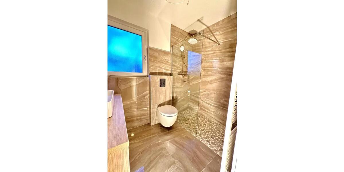 Etagenwohnung Berlin Spandau - 5 Zimmer, 150 m&sup2;, 1.950&euro; | Angebot:25050296