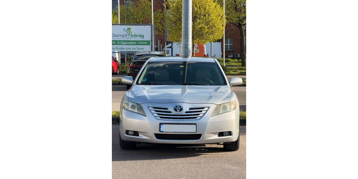 Toyota Camry 320.000 km 5.999 &euro; Berlin 14059