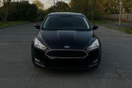 Ford Focus 76.500 km 6.900 &euro; Berlin 13593