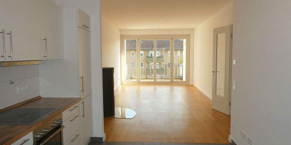 Reichsstraße - BARRIEREFREIE, moderne Wohnung nahe U-Bahn Olympiastadion, 2 Balkone, Kaminofen... 4 zimmer