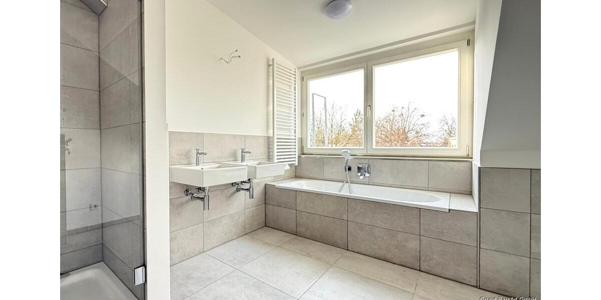 Dachgeschoßwohnung Berlin Steglitz-Zehlendorf - 2 Zimmer, 86 m&sup2;, 1.980&euro; | Angebot:24866288