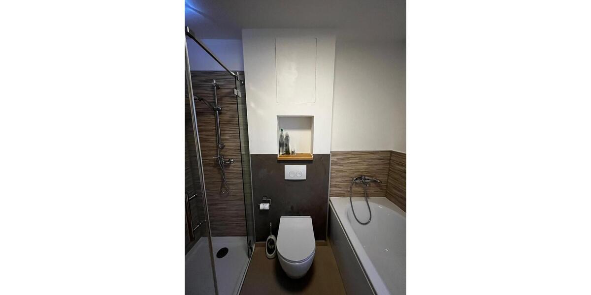 Charmantes Mittelhaus mit Garten in Berlin-Kladow 4 zimmer