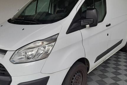 Ford Transit Custom 168.474 km 8.200 € Königs Wusterhausen 15711
