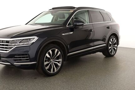 VW Touareg 106.699 km 37.760 &euro; Berlin 12103