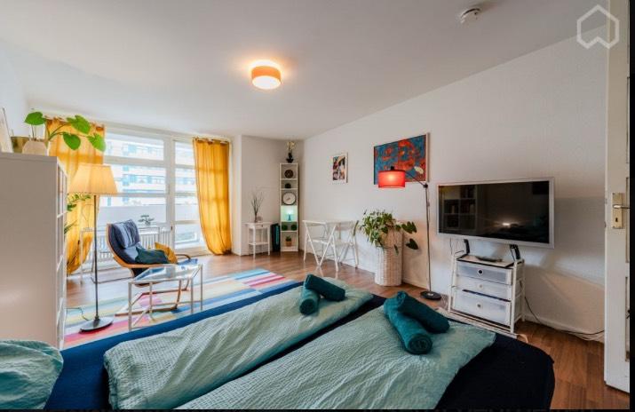 Etagenwohnung Berlin Charlottenburg-Wilmersdorf - 1 Zimmer, 52 m&sup2;, 1.340&euro; | Angebot:26455326