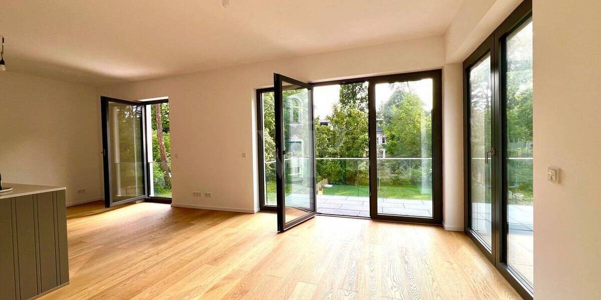 Etagenwohnung Berlin / Nikolassee Nikolassee - 2 Zimmer, 83 m&sup2;, 2.599&euro; | Angebot:23976379