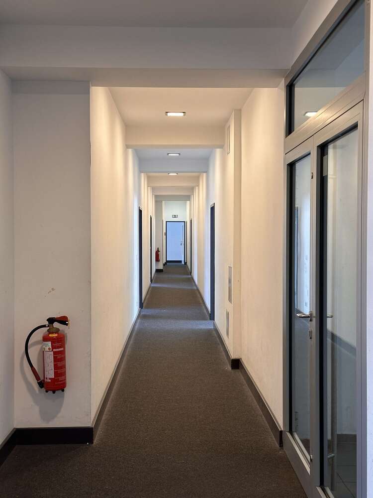 Büro in Berlin 14.029 € 779 m²